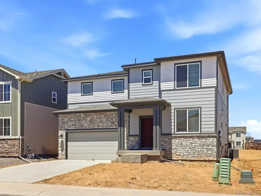 4621 Sunsplash Way Johnstown CO 80534