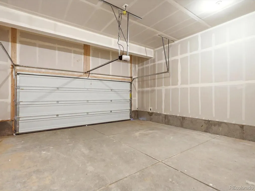 4621 Sunsplash Way Johnstown CO 80534