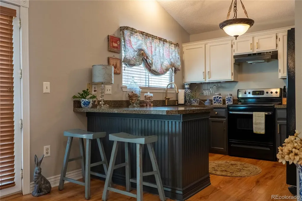 1258 Ridgeglen Way Littleton CO 80126