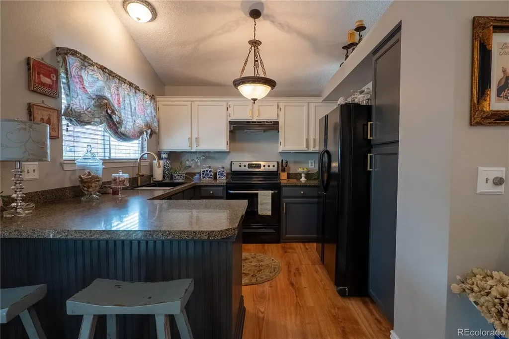 1258 Ridgeglen Way Littleton CO 80126