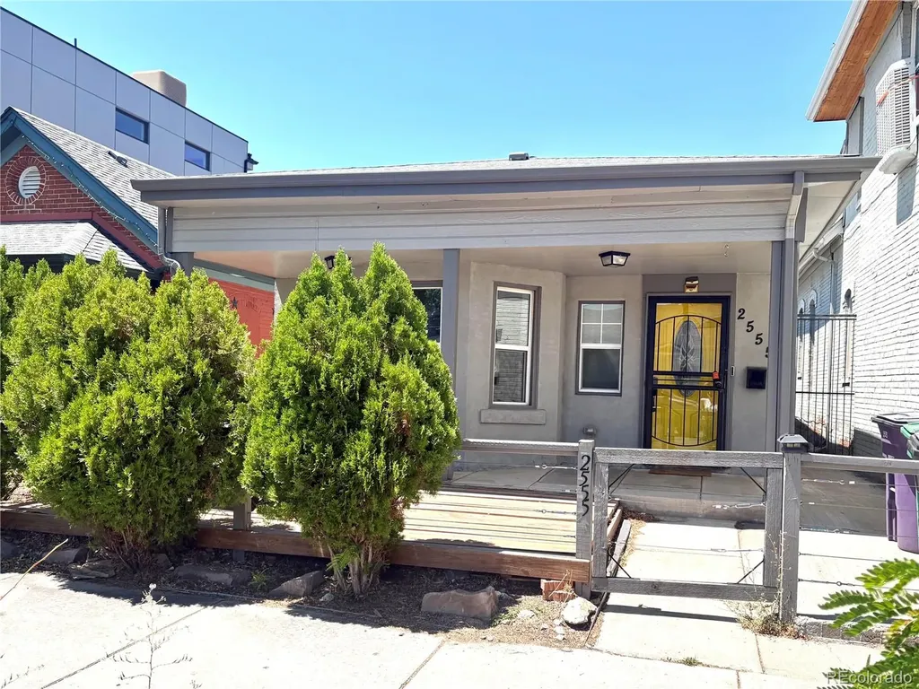 2555 N Clarkson Street Denver CO 80205