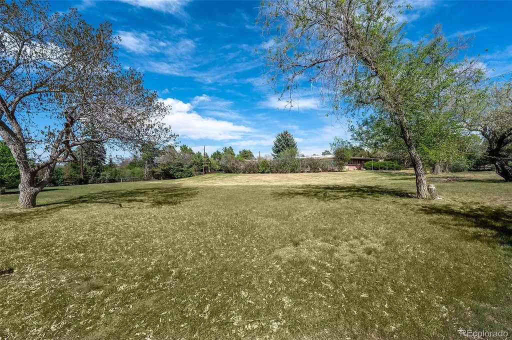 1 Middle Road Cherry Hills Village CO 80113