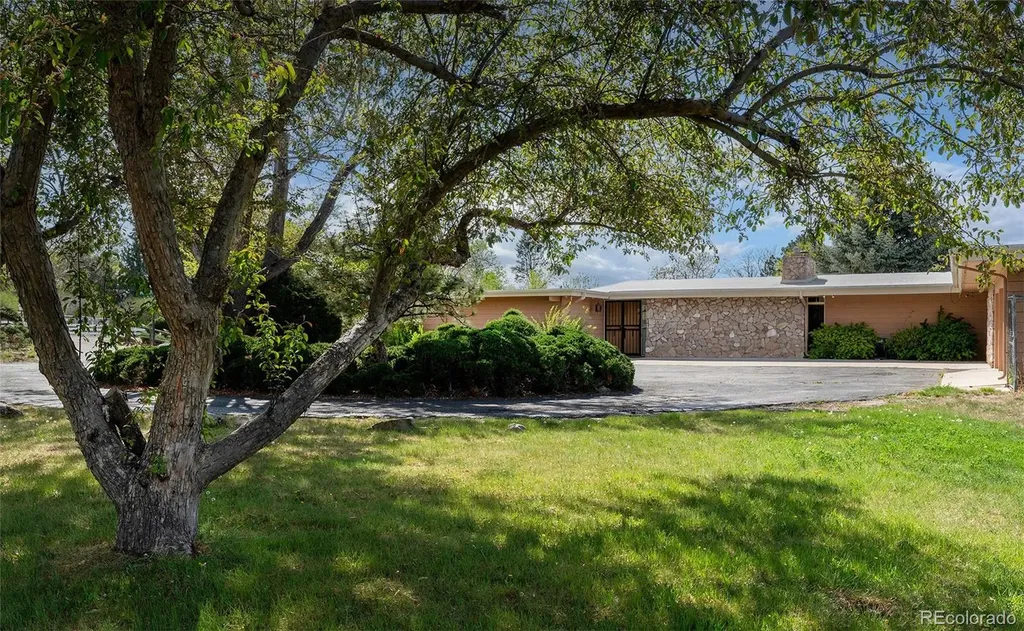 1 Middle Road Cherry Hills Village CO 80113