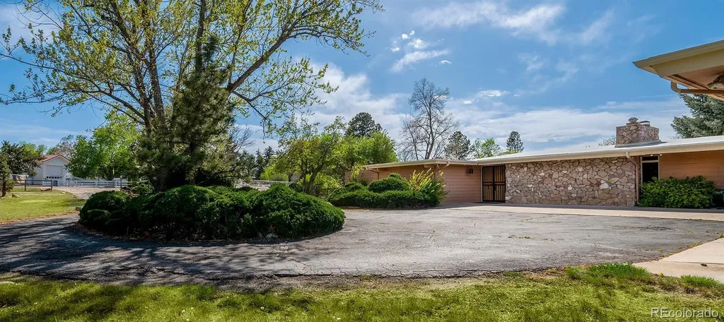 1 Middle Road Cherry Hills Village CO 80113