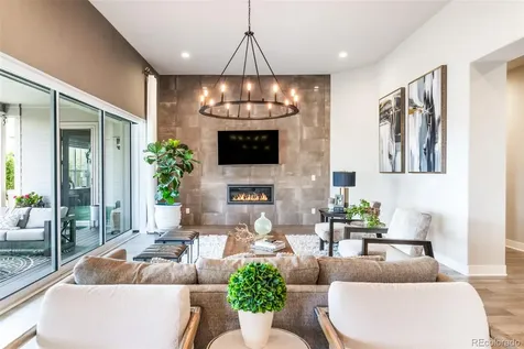 27681 E Lakeview Drive Aurora CO 80016