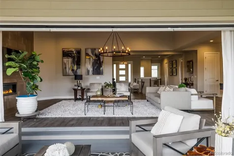 27681 E Lakeview Drive Aurora CO 80016