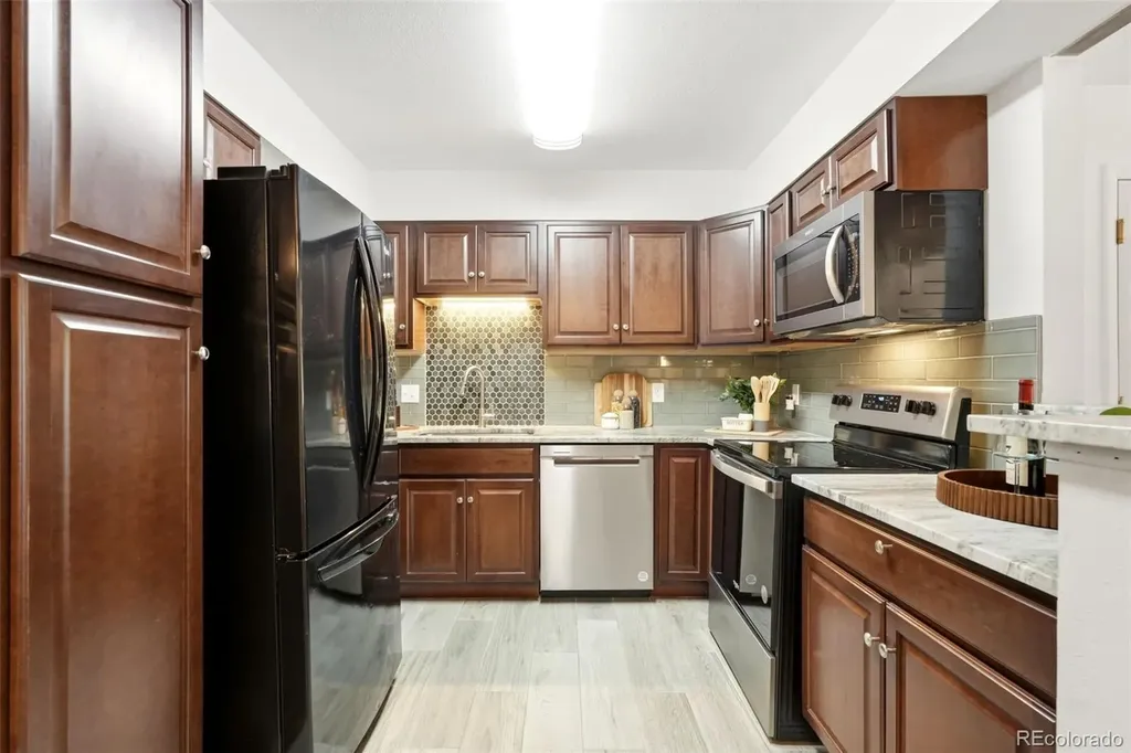 3295 S Ammons Street Denver CO 80227