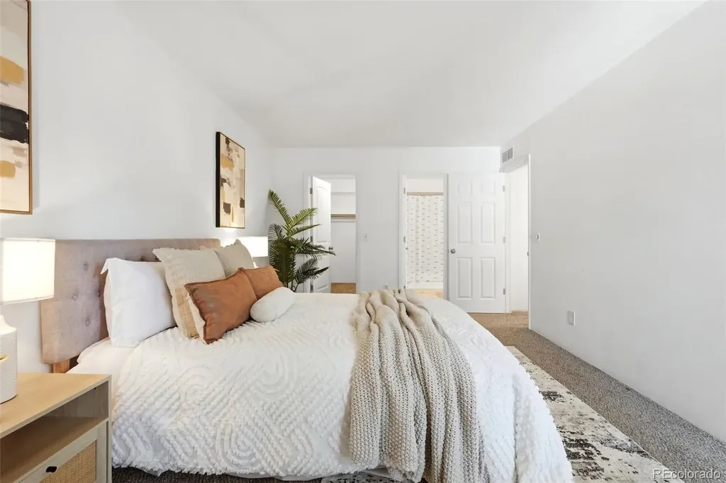 3295 S Ammons Street Denver CO 80227