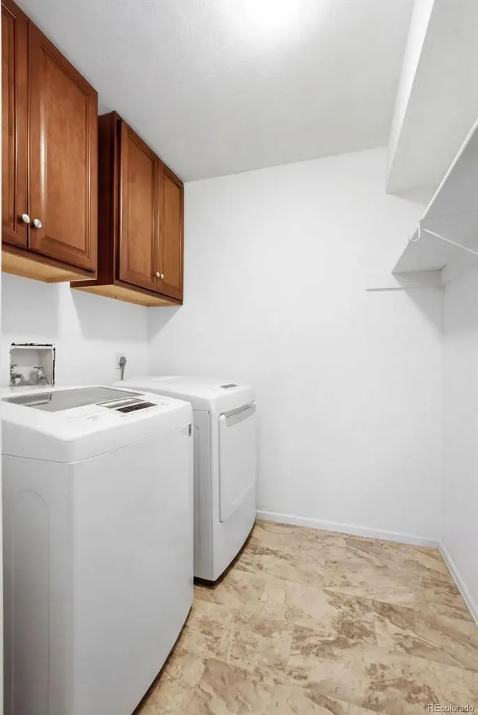 3295 S Ammons Street Denver CO 80227