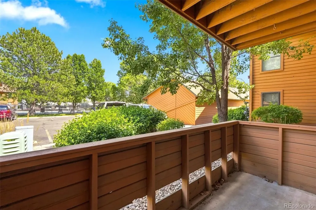 3295 S Ammons Street Denver CO 80227