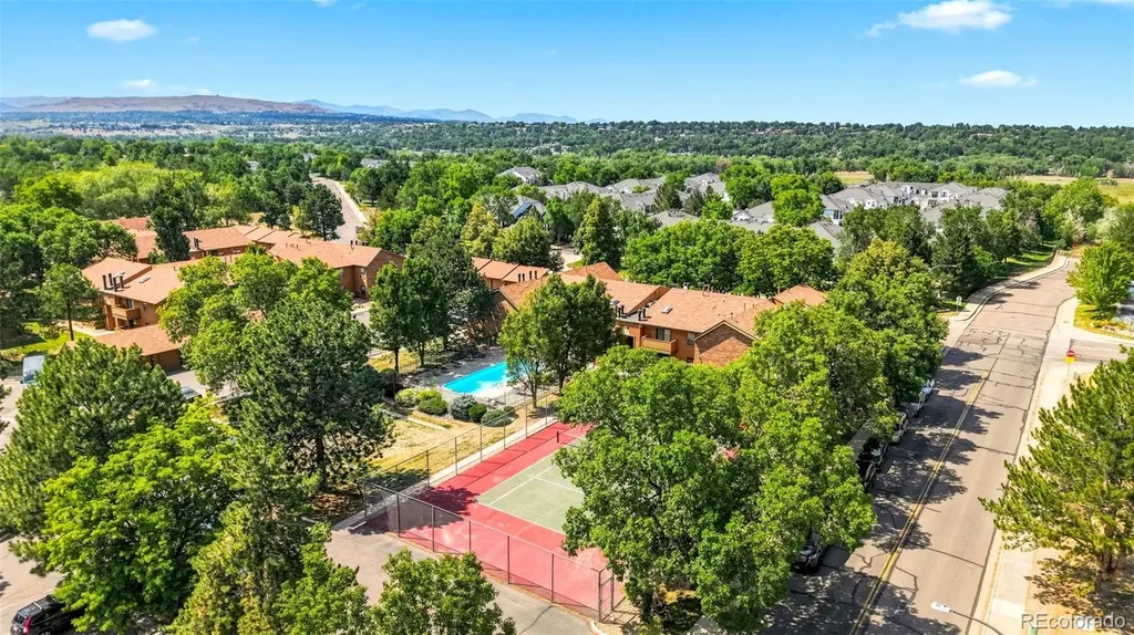 3295 S Ammons Street Denver CO 80227