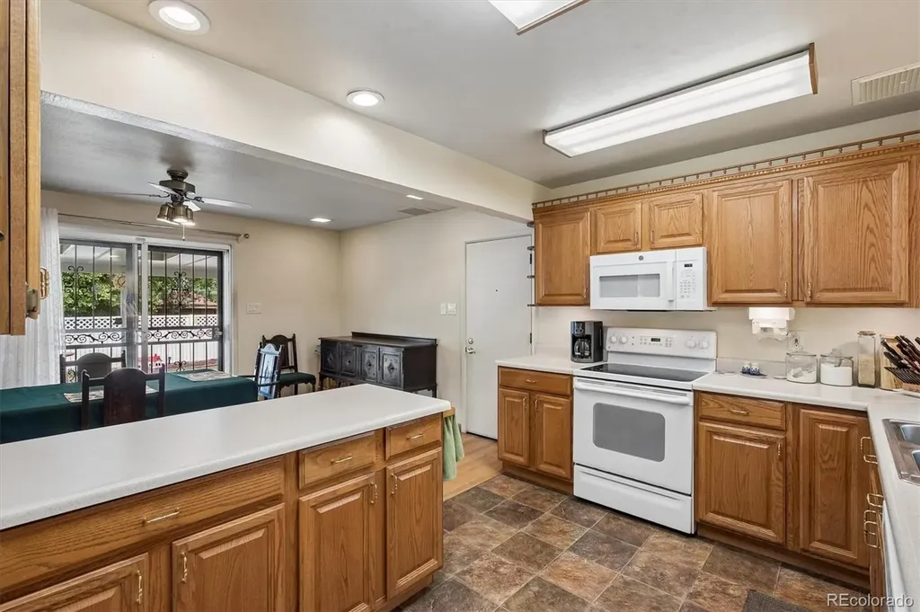 273 Lima Street Aurora CO 80010