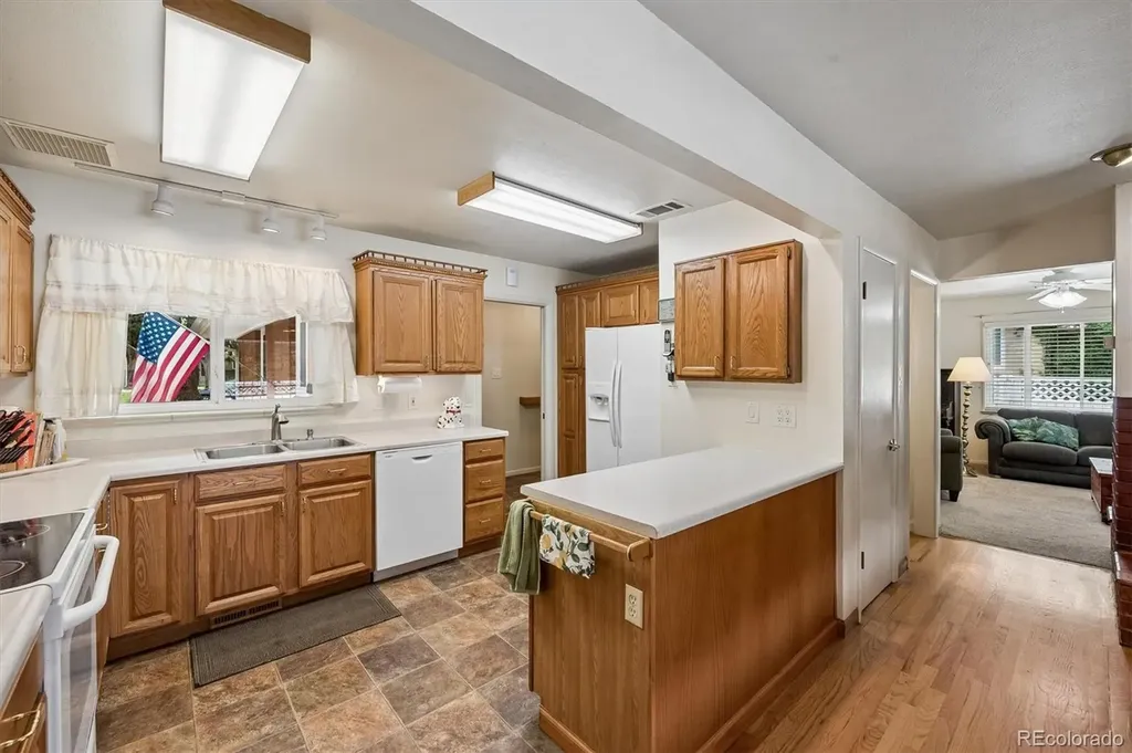 273 Lima Street Aurora CO 80010