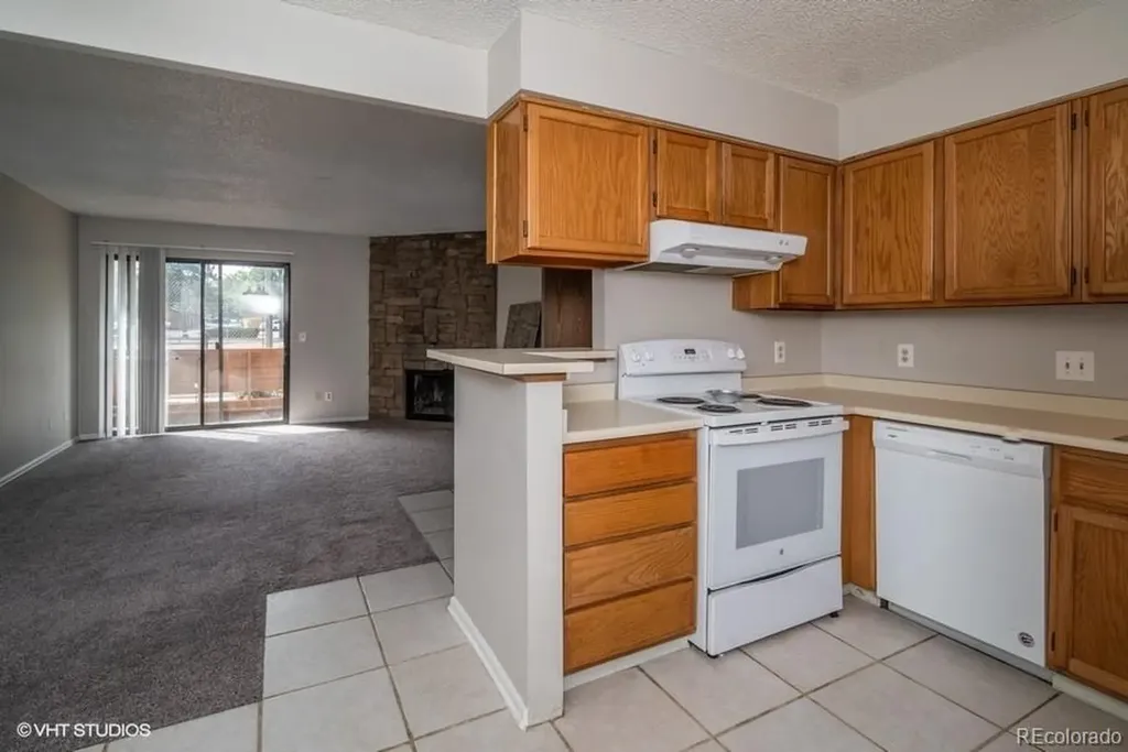 3275 S Ammons Street Lakewood CO 80227