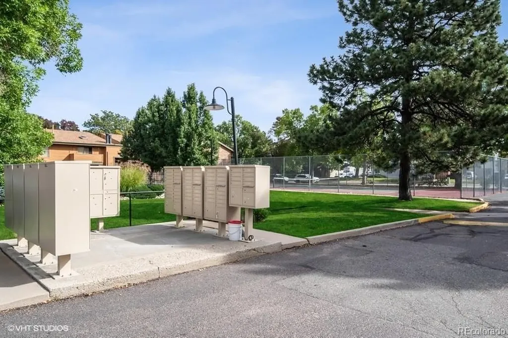 3275 S Ammons Street Lakewood CO 80227