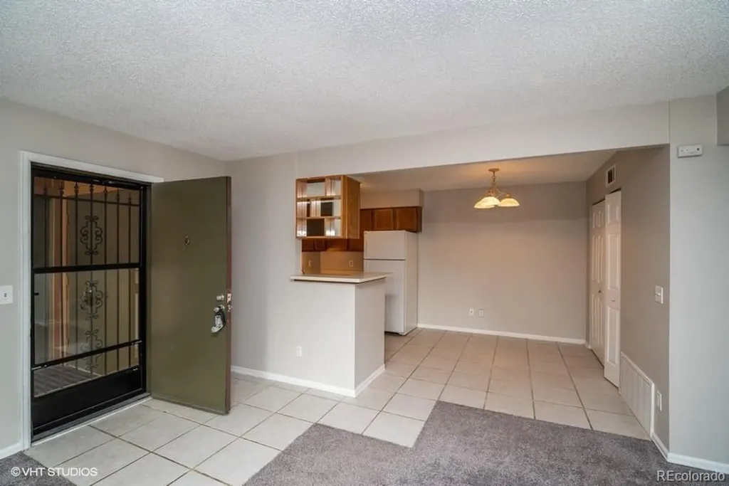 3275 S Ammons Street Lakewood CO 80227