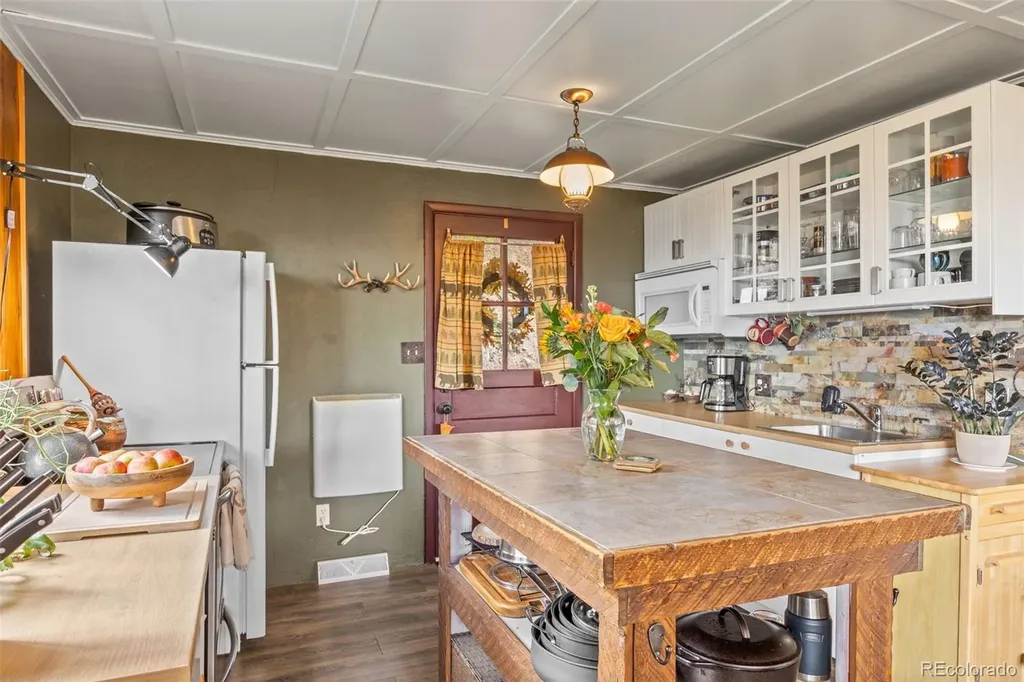 31327 Kings Valley W Conifer CO 80433