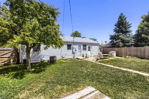 715 Kingston Street Aurora CO 80010