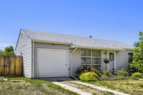 715 Kingston Street Aurora CO 80010