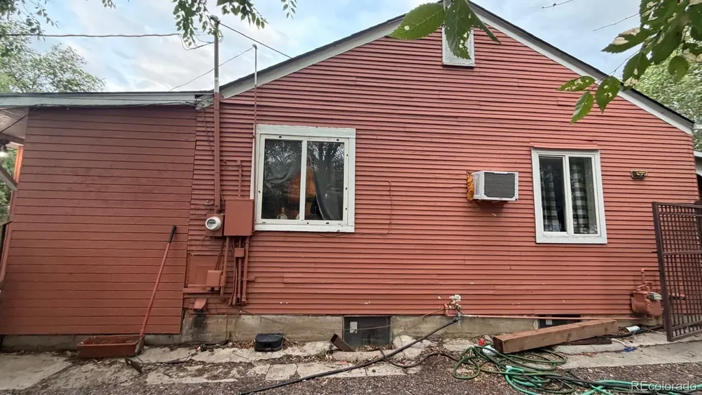2837 W 55th Avenue Denver CO 80221