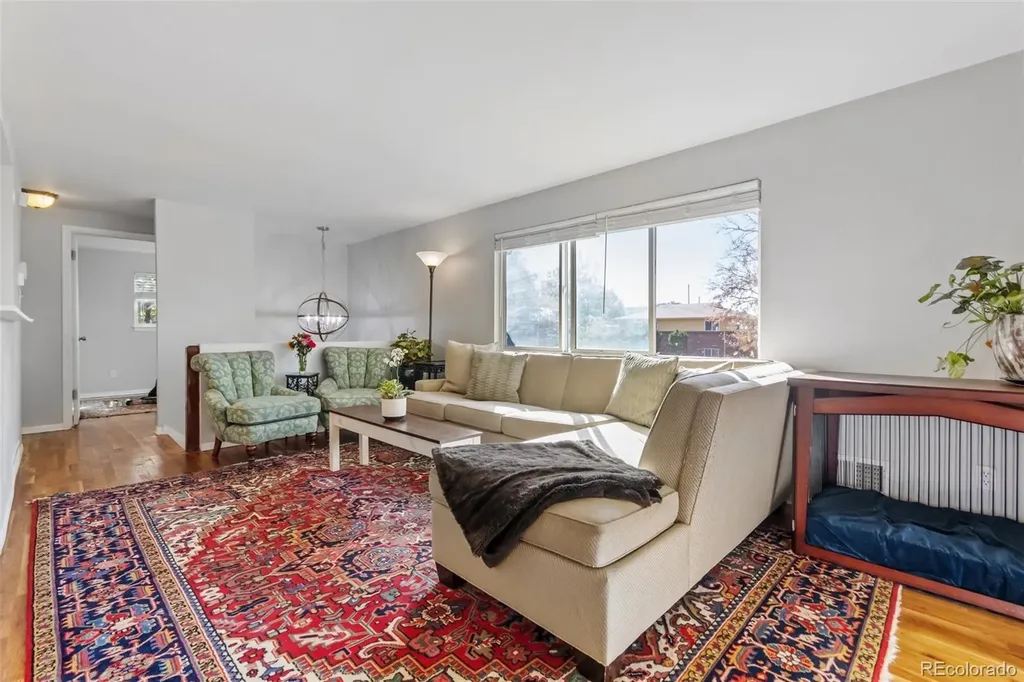 13436 Fitzsimons Way Aurora CO 80011