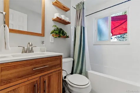 13436 Fitzsimons Way Aurora CO 80011