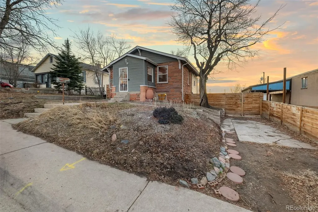 1047 N Meade Street Denver CO 80204