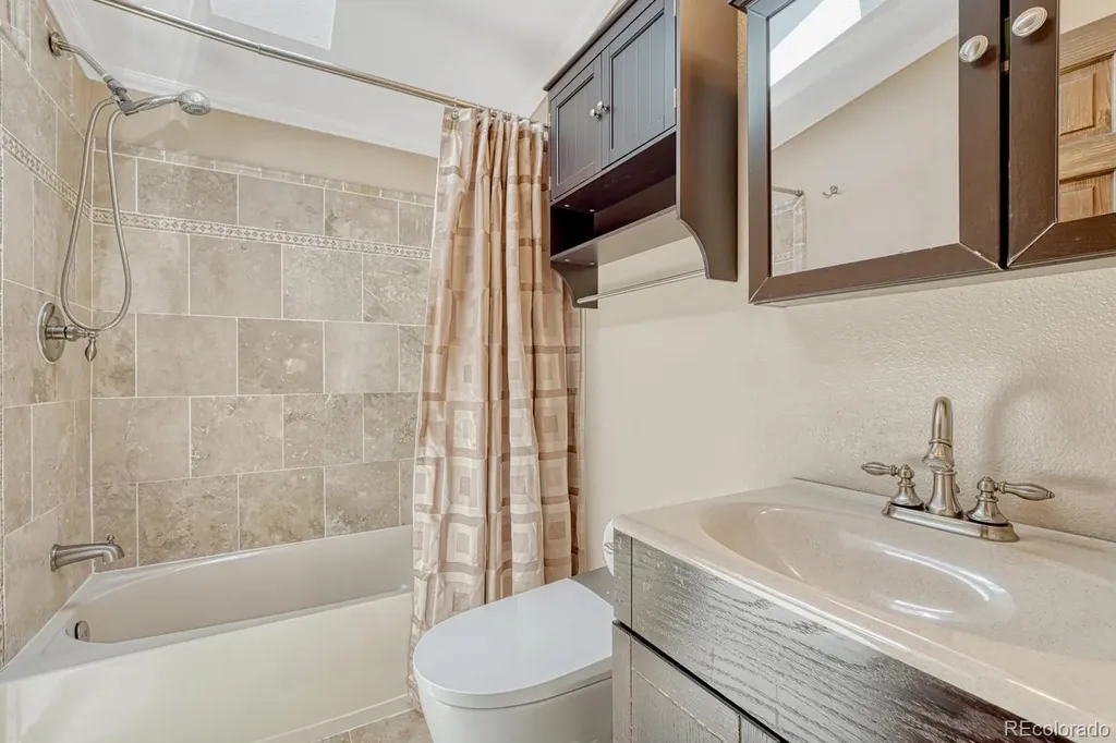 9306 S Curtis Road Larkspur CO 80118