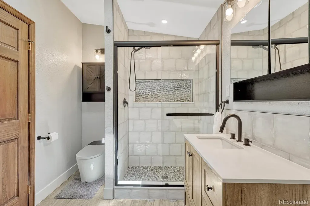 9306 S Curtis Road Larkspur CO 80118