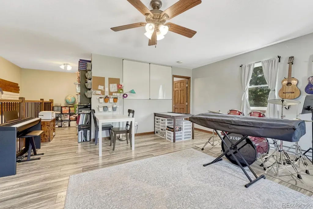 9306 S Curtis Road Larkspur CO 80118