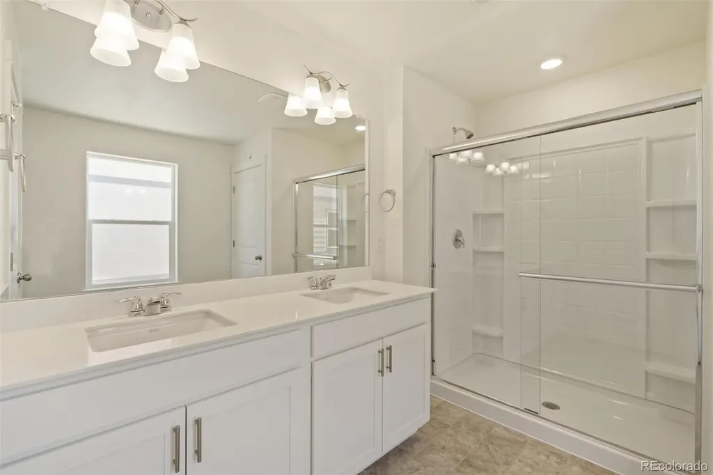 9877 Danube Court Commerce City CO 80022