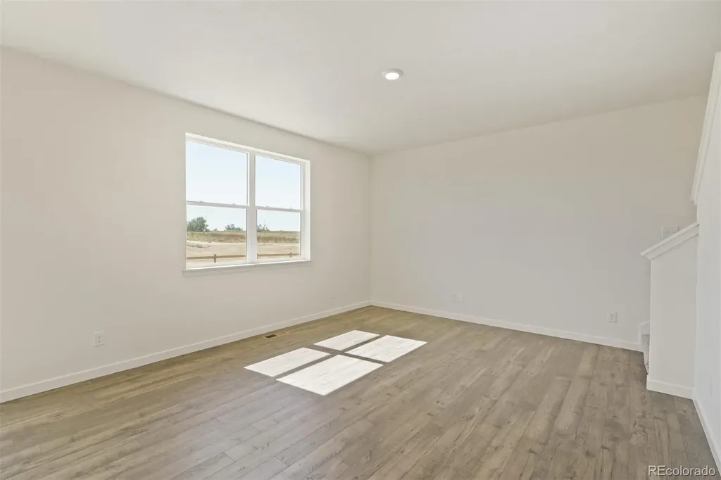 9877 Danube Court Commerce City CO 80022