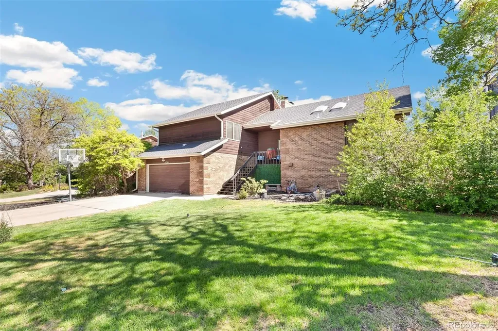 11261 Quivas Loop Denver CO 80234