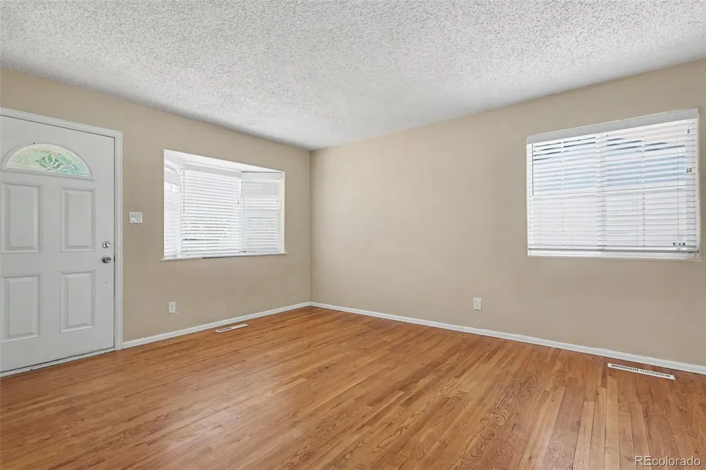 105 Linden Drive Colorado Springs CO 80911