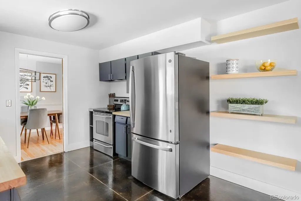 6067 Owens Street Arvada CO 80004