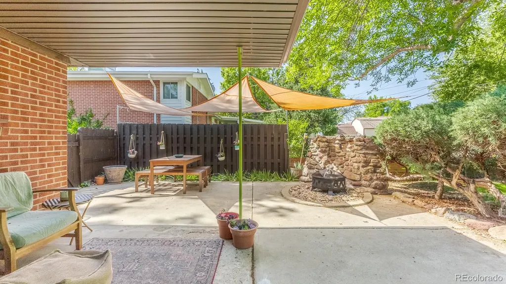 6067 Owens Street Arvada CO 80004