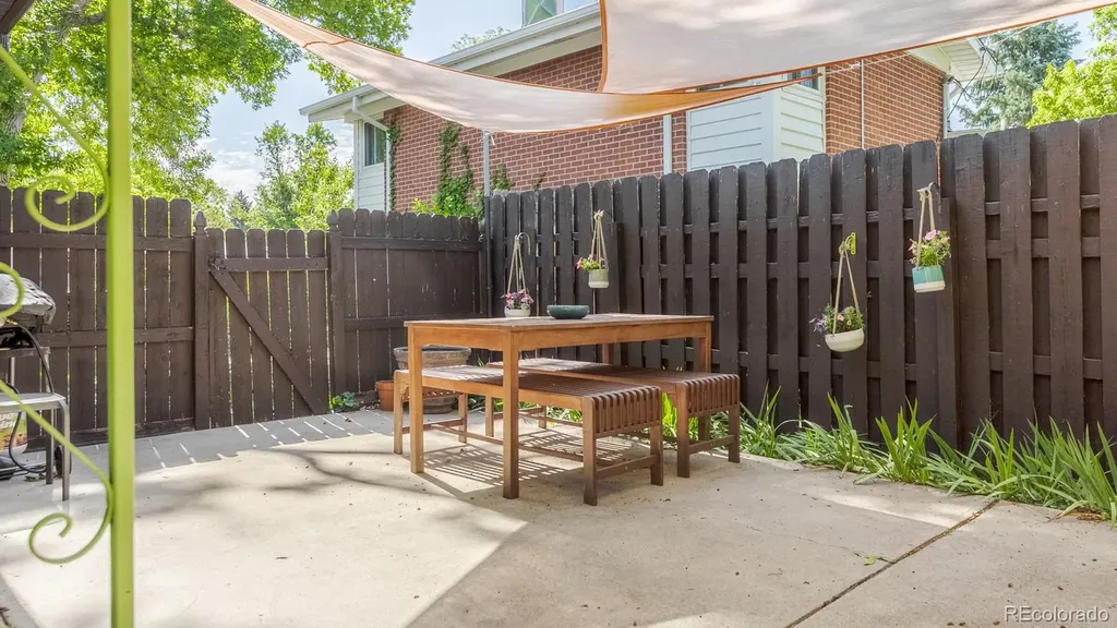6067 Owens Street Arvada CO 80004