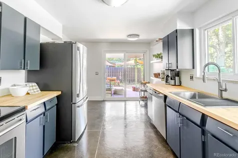 6067 Owens Street Arvada CO 80004