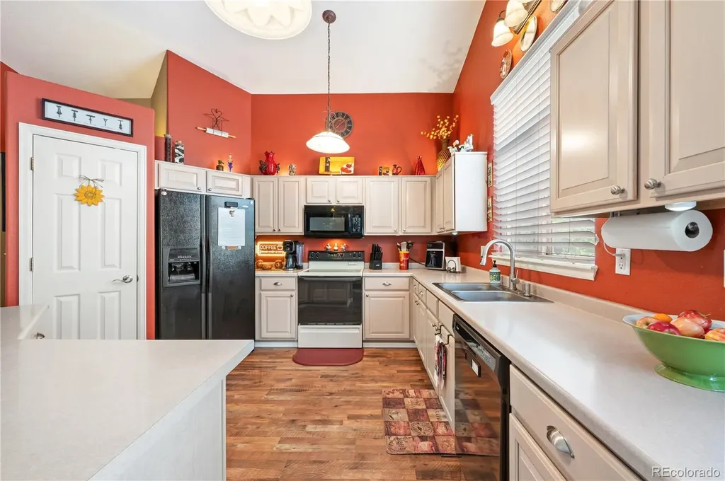 103 Red Oak Court Erie CO 80516