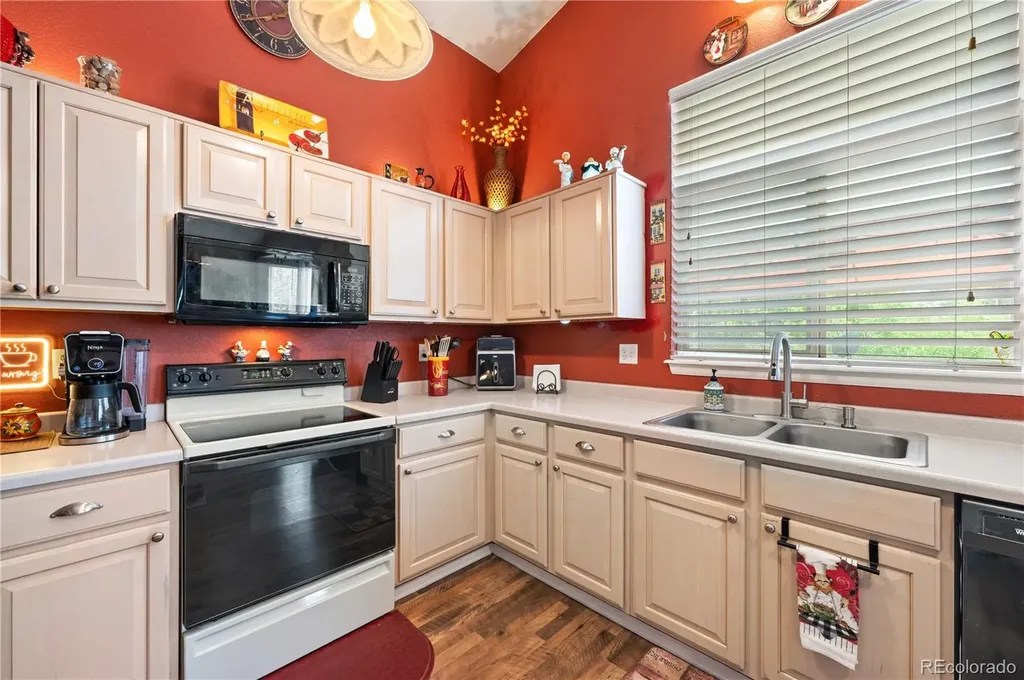 103 Red Oak Court Erie CO 80516