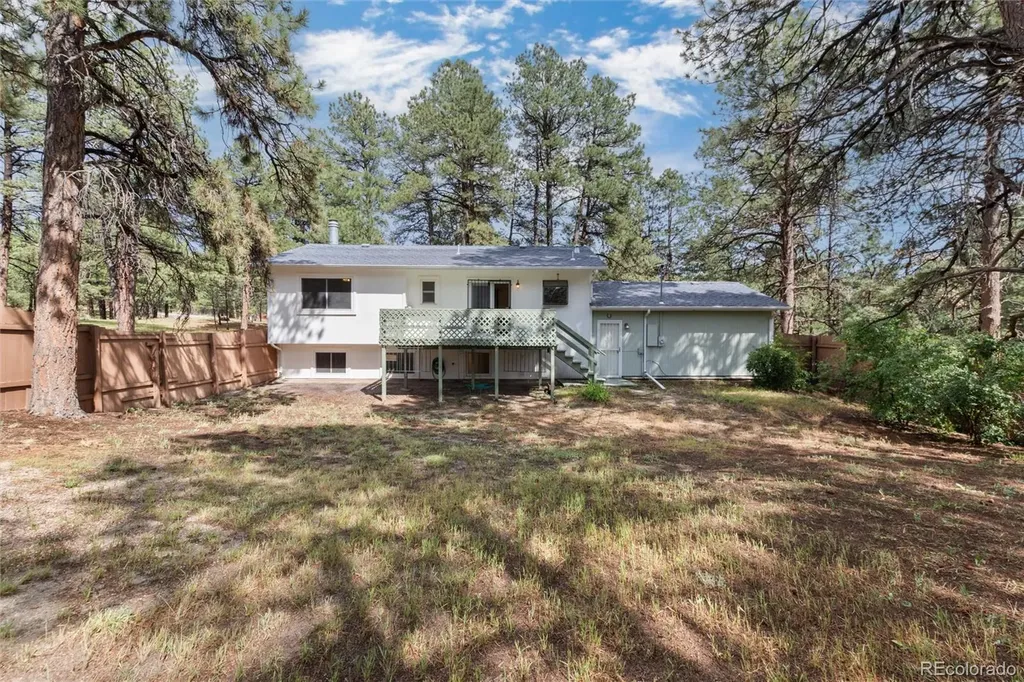 33879 Meadowlark Drive Elizabeth CO 80107
