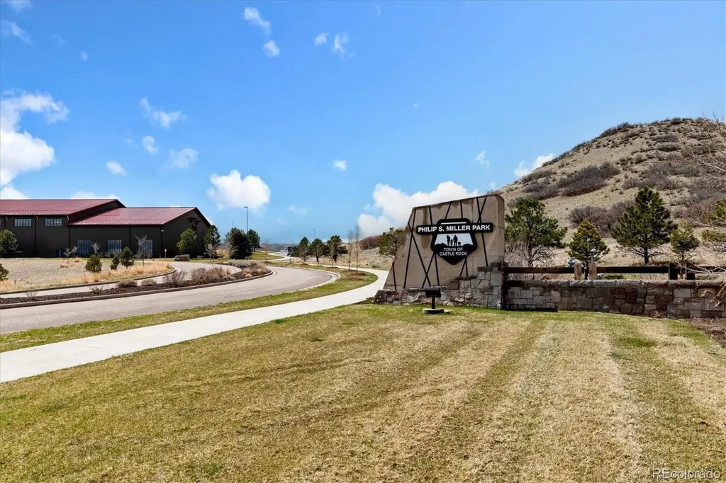 614 Front Street Castle Rock CO 80104