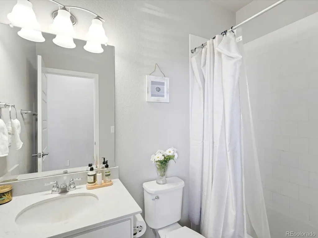 6664 Merrimack Drive Castle Pines CO 80108