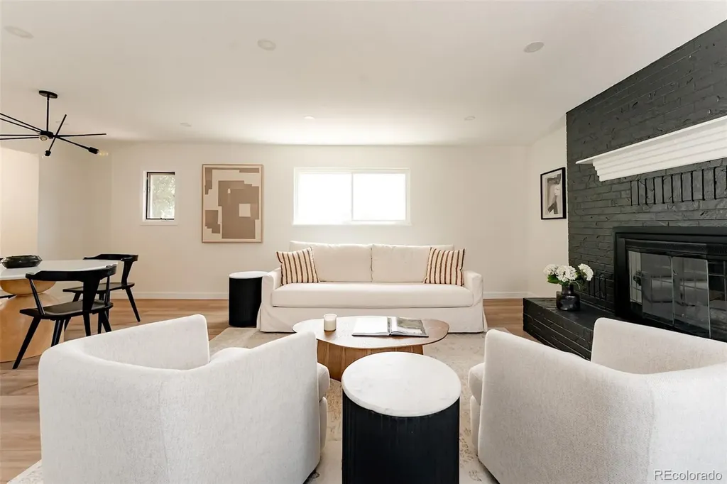 1279 S Raritan Denver CO 80223