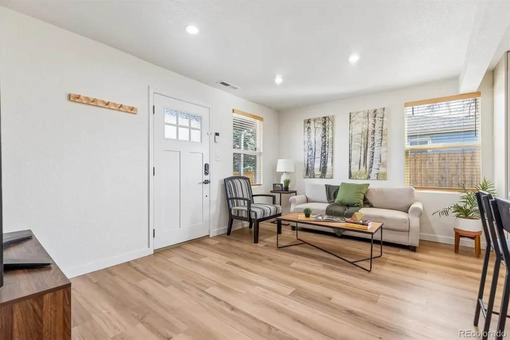 3615 N Saint Paul Street Denver CO 80205