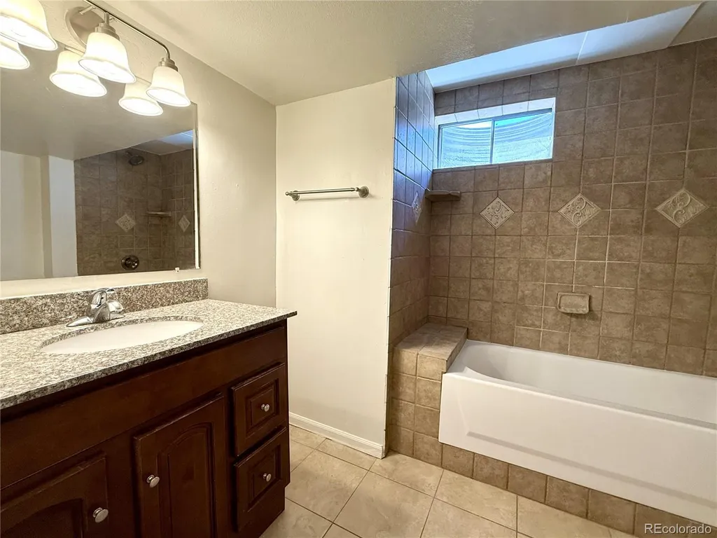 18090 E Pacific Place Aurora CO 80013