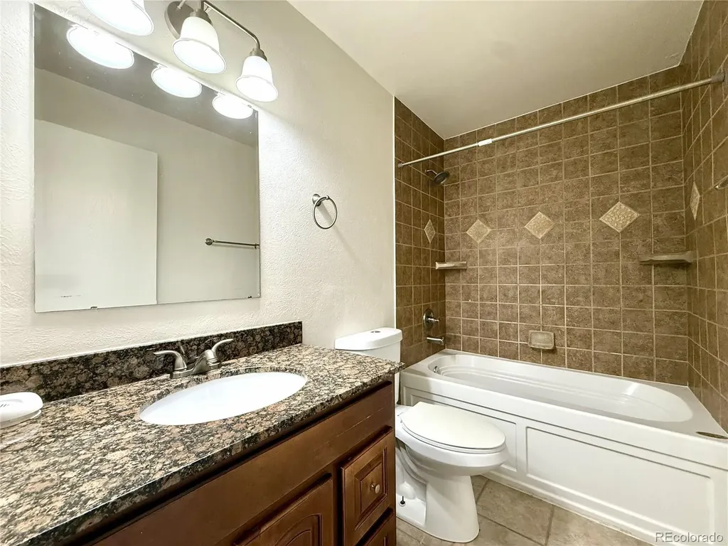 18090 E Pacific Place Aurora CO 80013