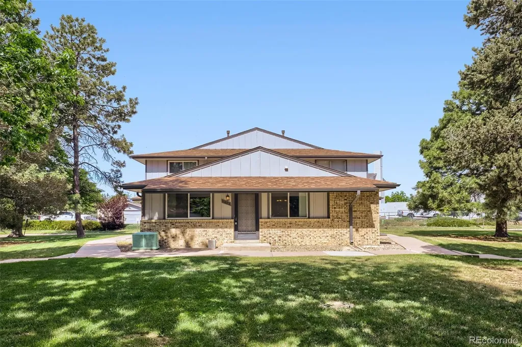 1162 S Eagle Circle Aurora CO 80012