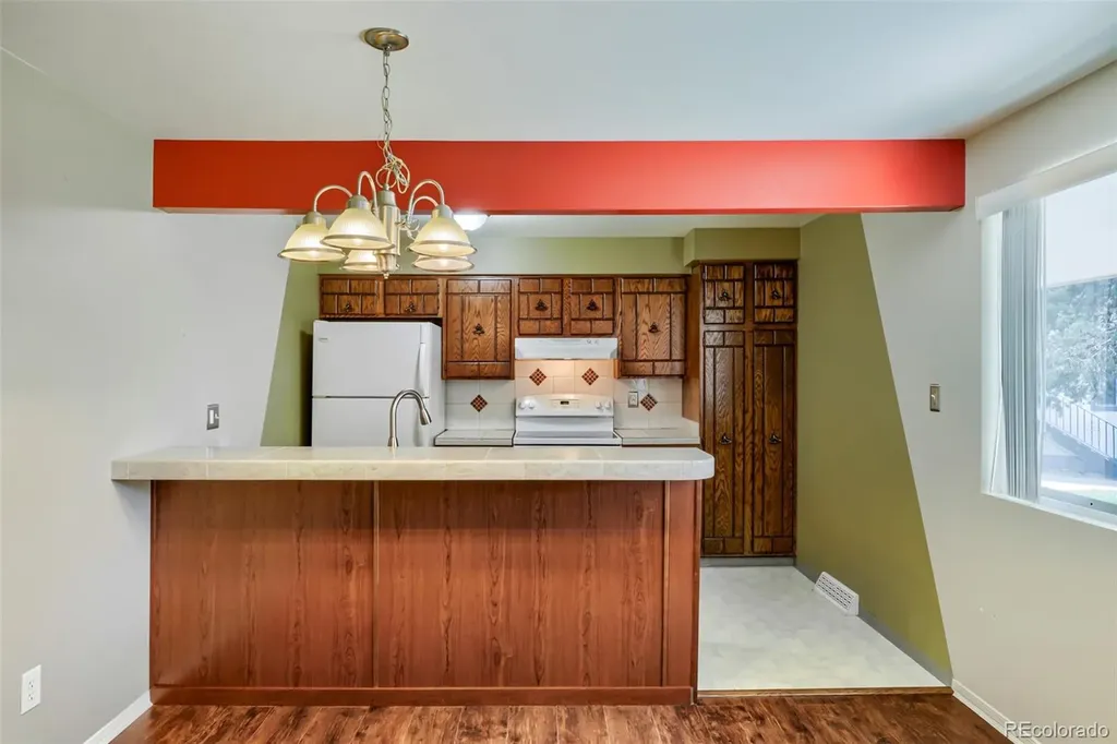 1162 S Eagle Circle Aurora CO 80012