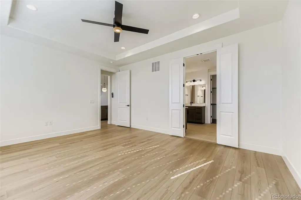 9046 S Shawnee Court Aurora CO 80016
